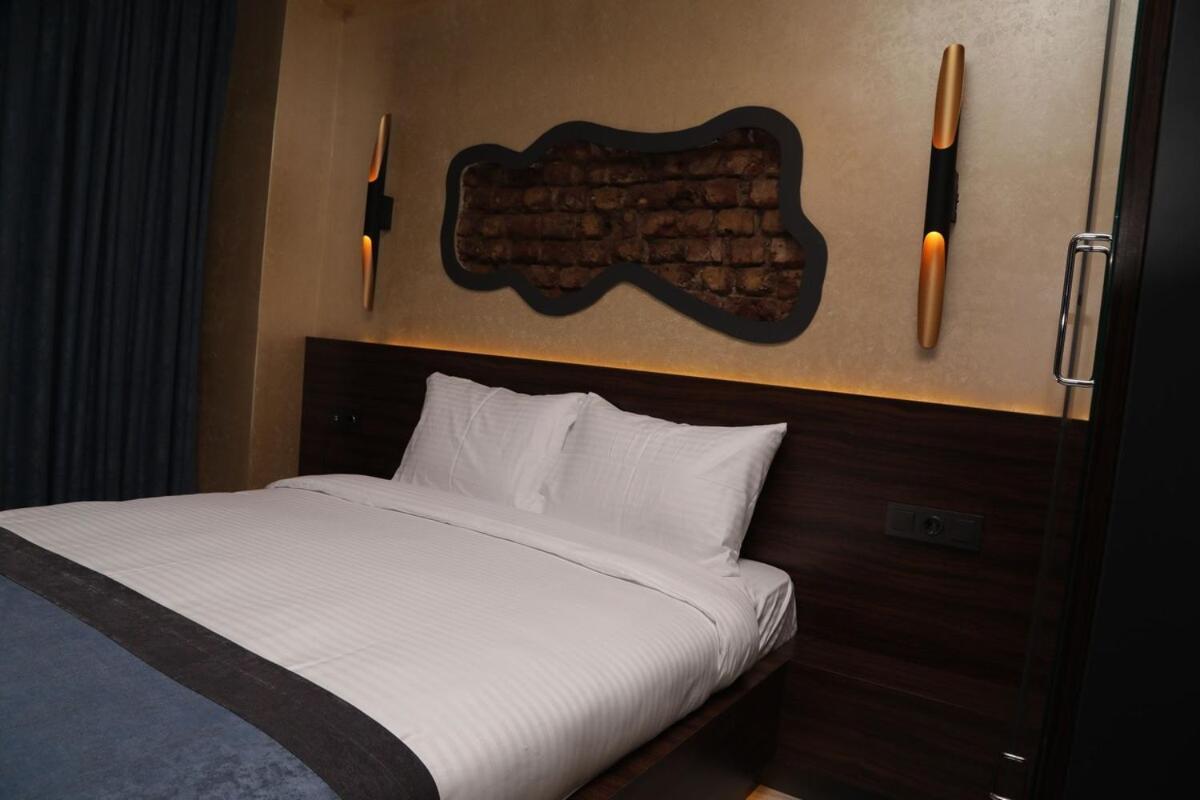 Taksim Heavenist Hotel Истанбул Екстериор снимка